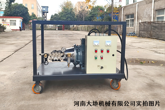 二手设备翻新除锈、除漆爱游戏-爱游戏(中国)|爱游戏爱游戏-爱游戏(中国)|爱游戏首页
机